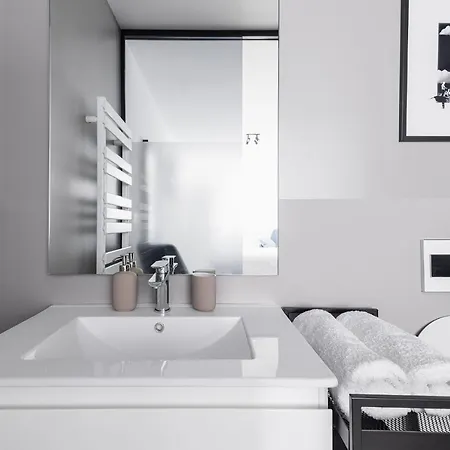 Lägenhet New With Parking