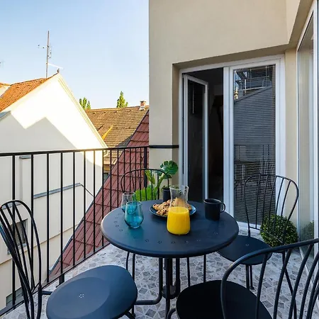 New With Parking Lejlighed